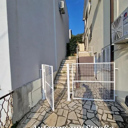 Lavendula Apartment *
